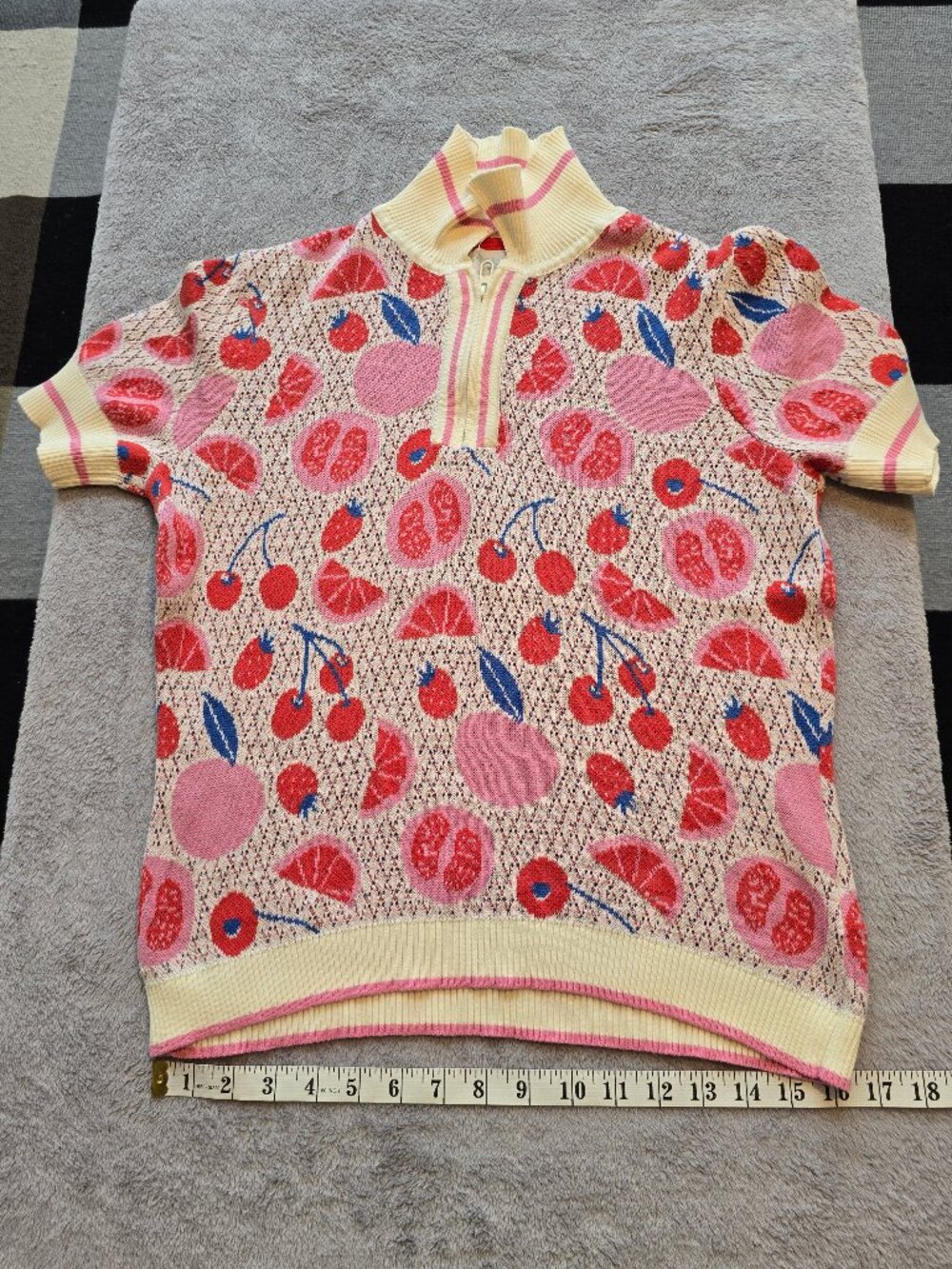 Cynthia Rowley Retro Fruit Print Knit Polo Top - Size M - Y2K Style